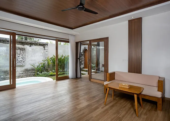 Lestari Villa