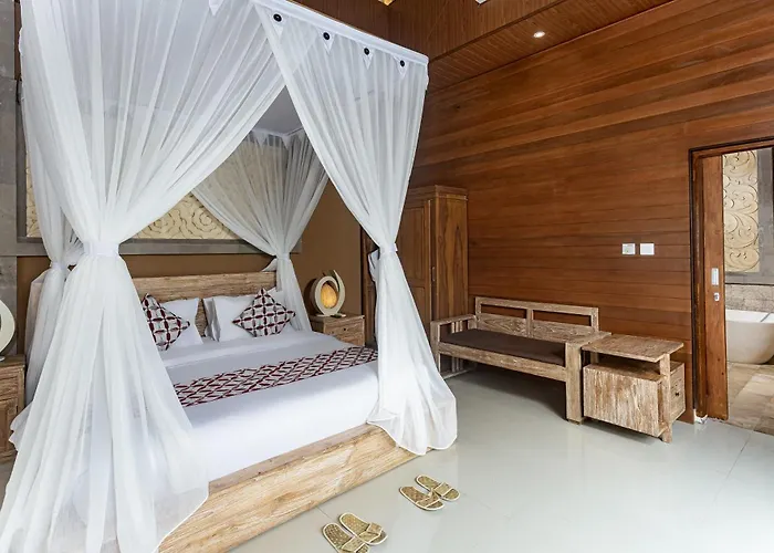 Lestari Villa *